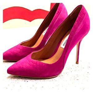 Pink Steve Madden Pumps